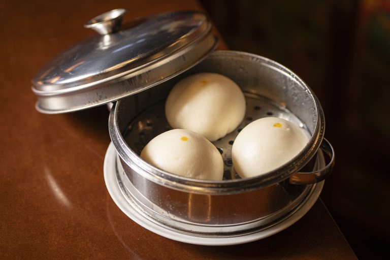 Plato de restaurante asiático en Medellín